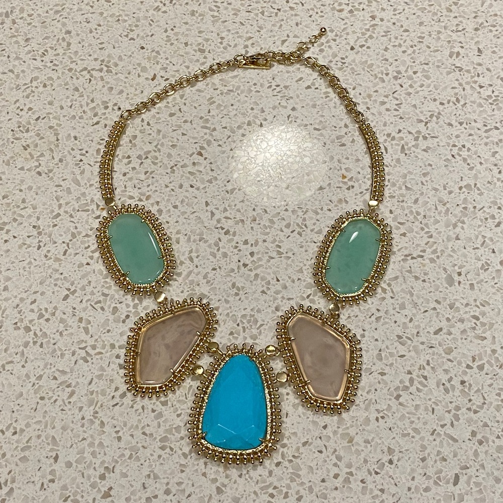 Rare Kendra Scott Ava Necklace